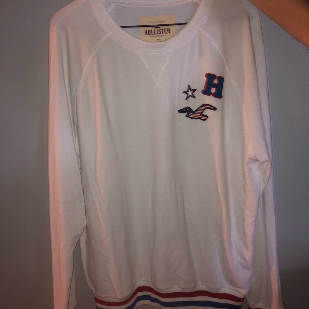 Hollister sweater